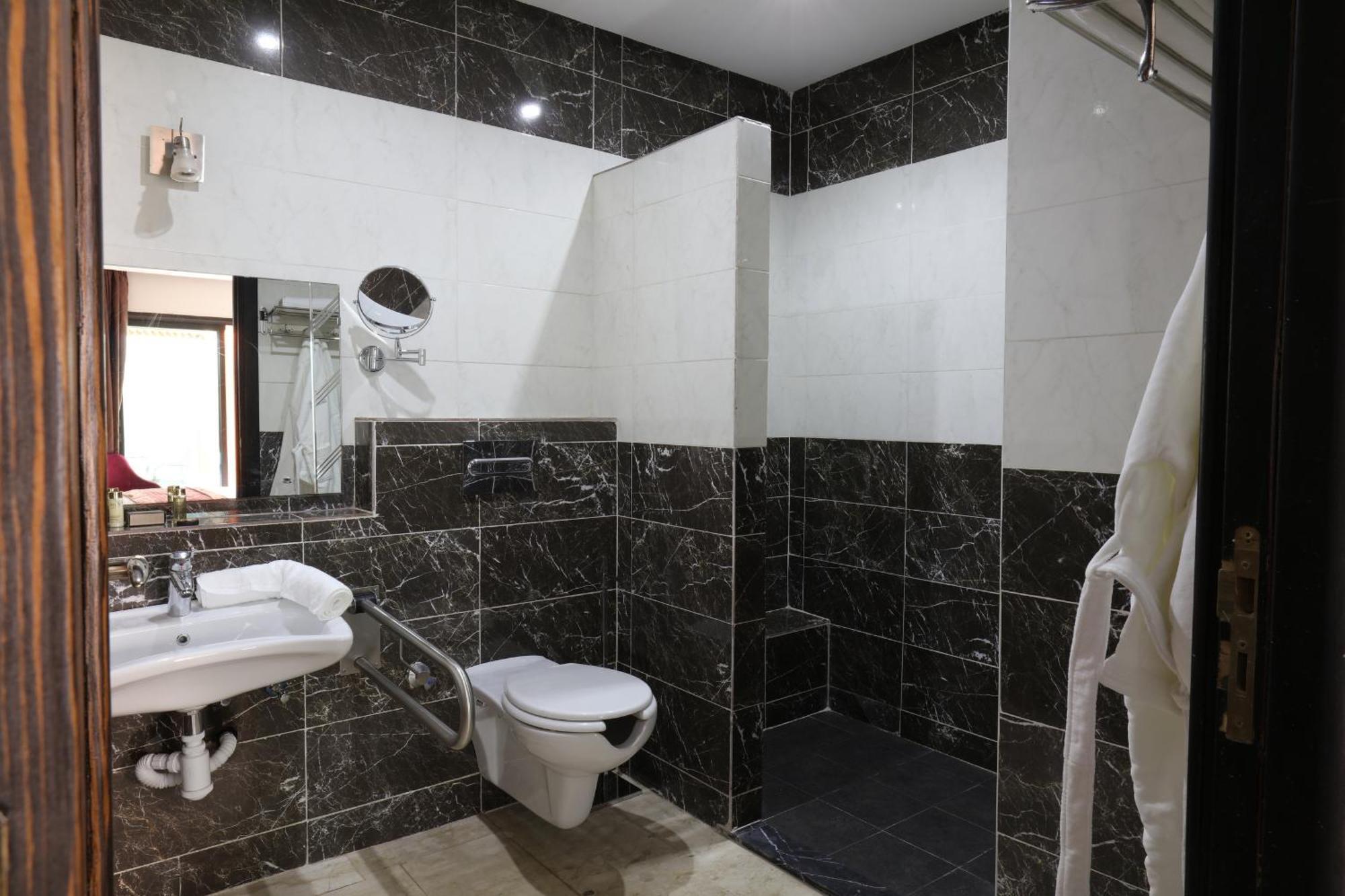 Silver Suites Hotel& Spa Casablanca Exterior foto